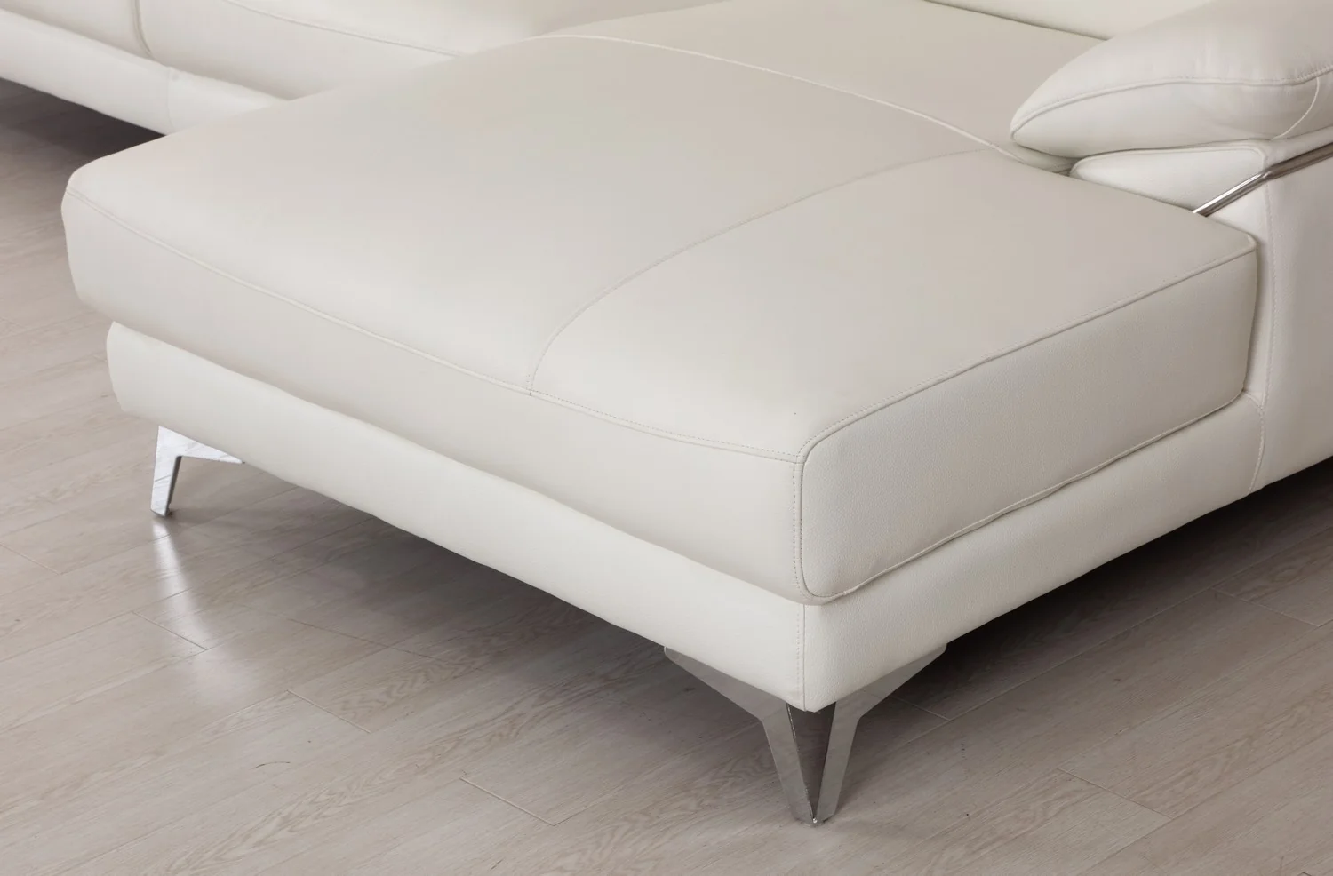 Global United 727 Ferrara Modern Sectional - Genuine Italian Leather - Image 14
