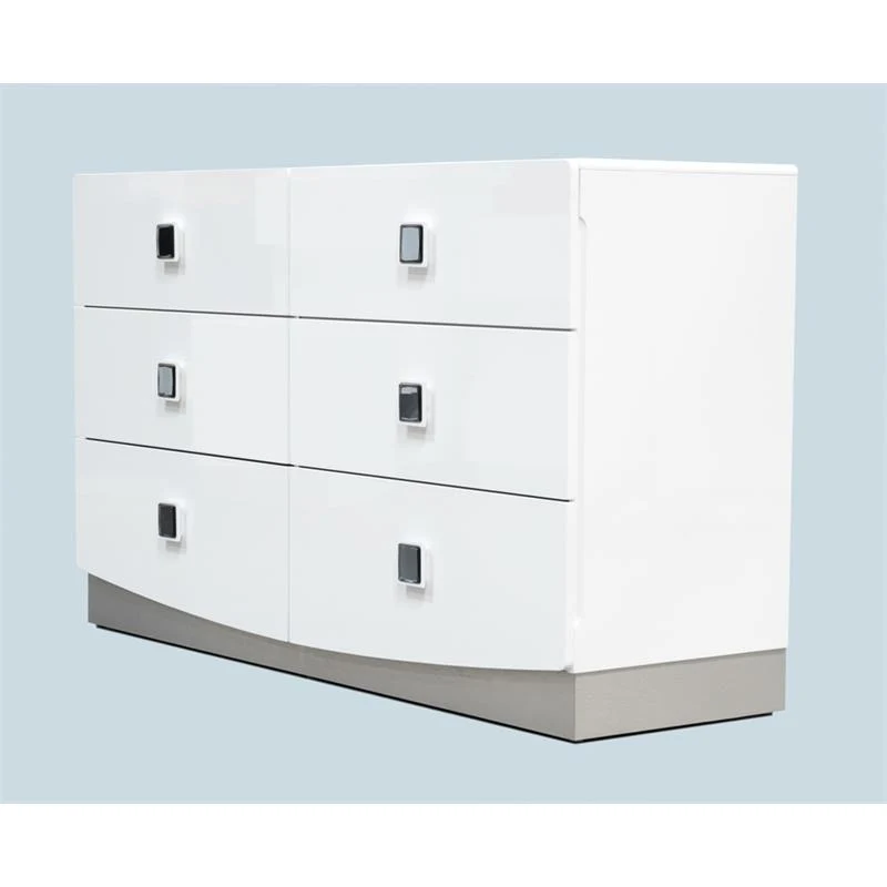 Best Master France Dresser