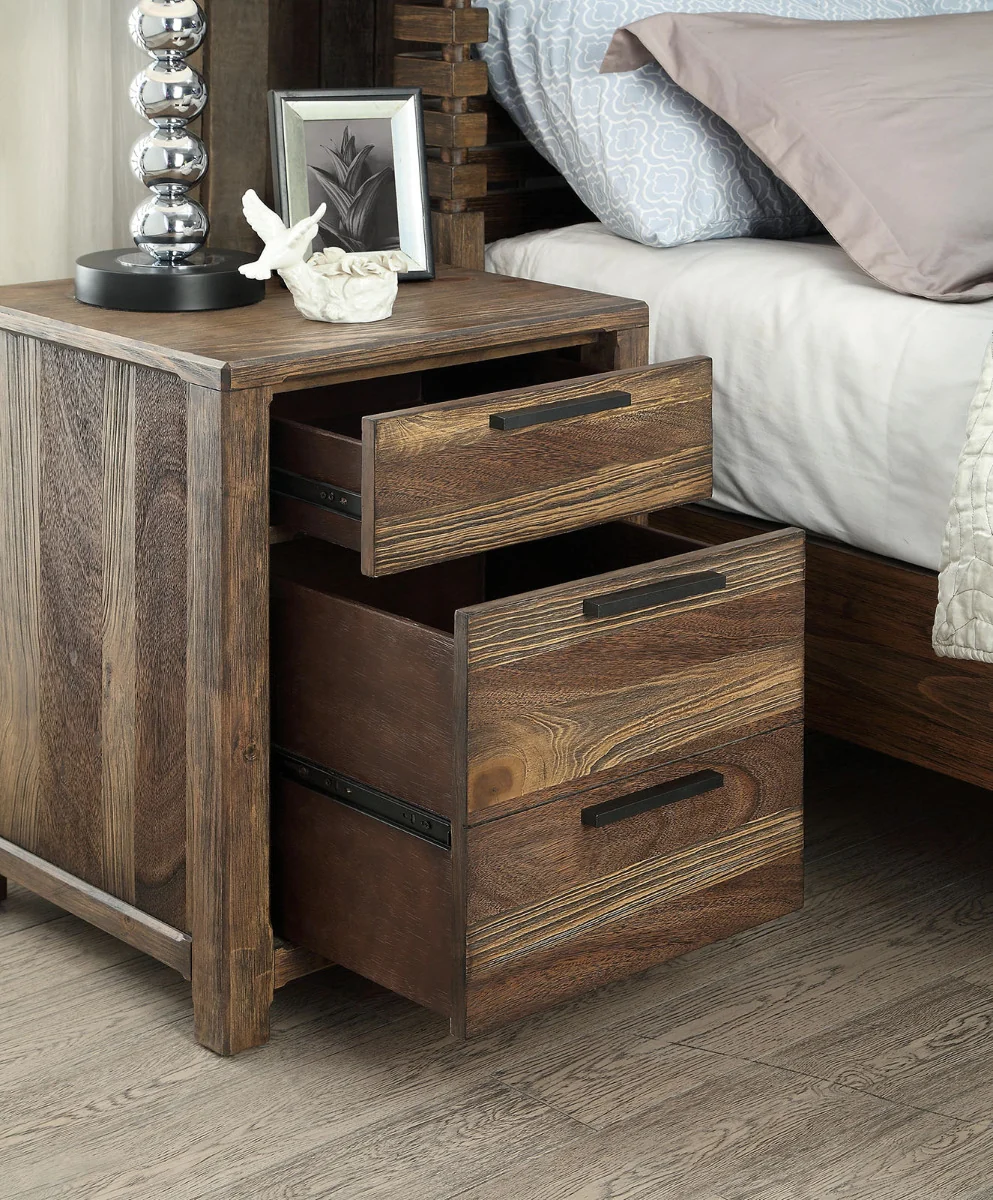 Hutchinson Nightstand CM7576N - Image 3