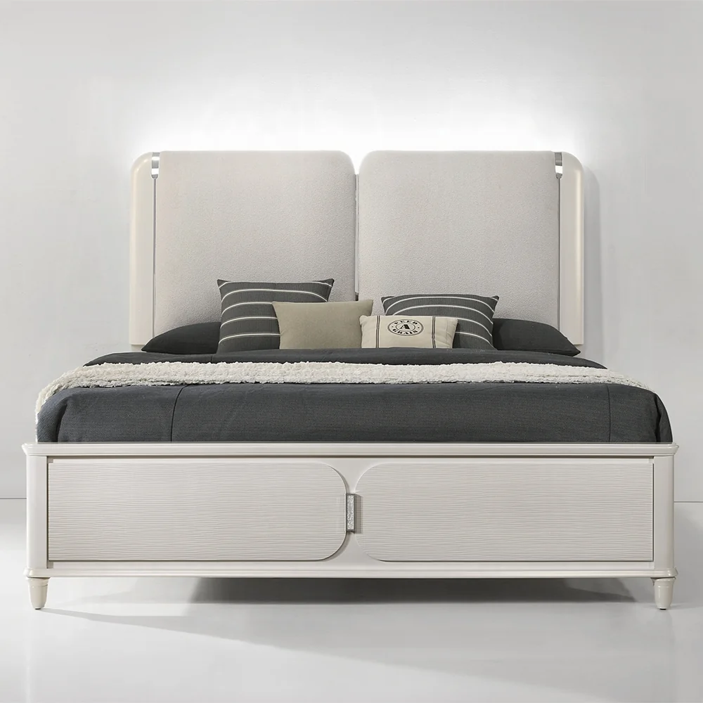 Laveda 4 Pc Gray Boucle Bedroom Set - King Bed - Image 2