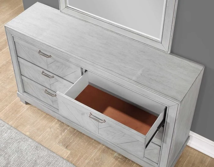 Montana 4 Pc Bedroom Set - King Bed - Image 16
