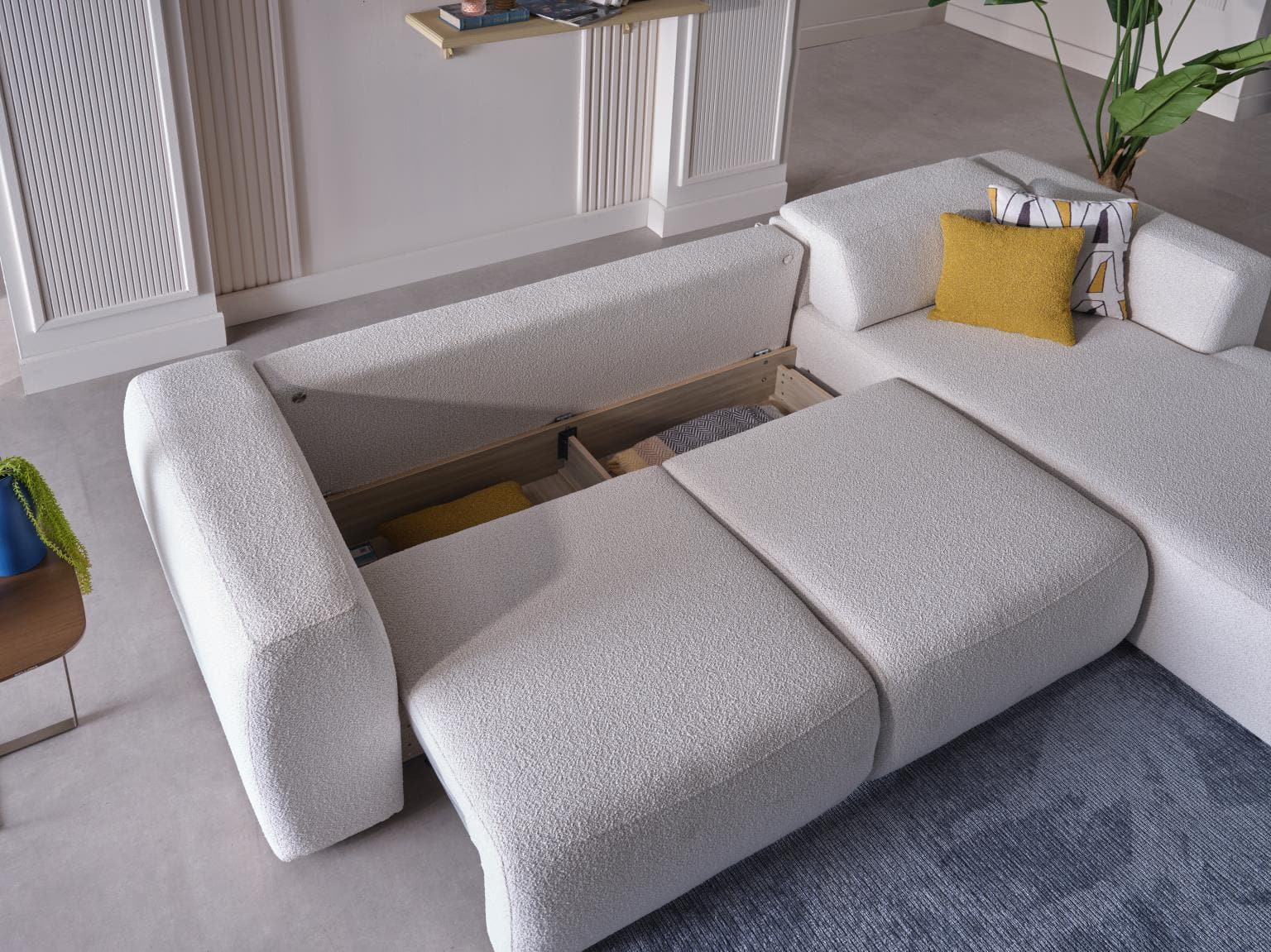 Picasso Convertible Sectional by Bellona - Image 6