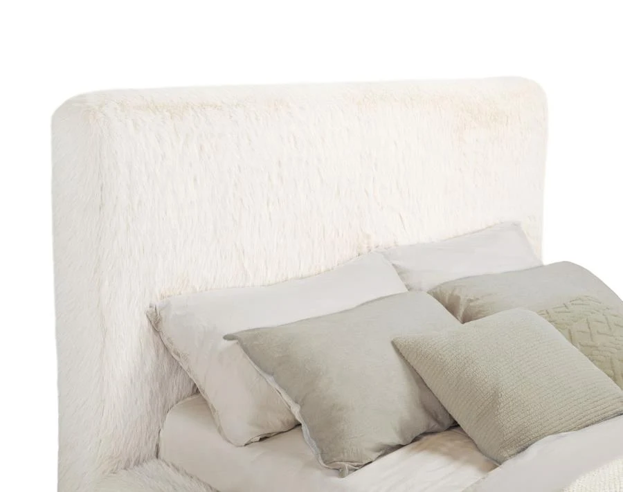Rebecca California King Faux Fur Bed 306141KW - Image 7