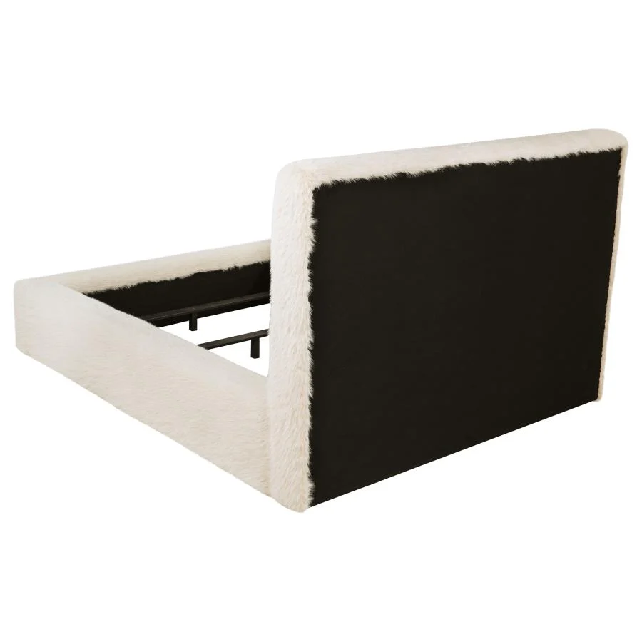 Rebecca Eastern King Faux Fur Bed  306141KE - Image 5