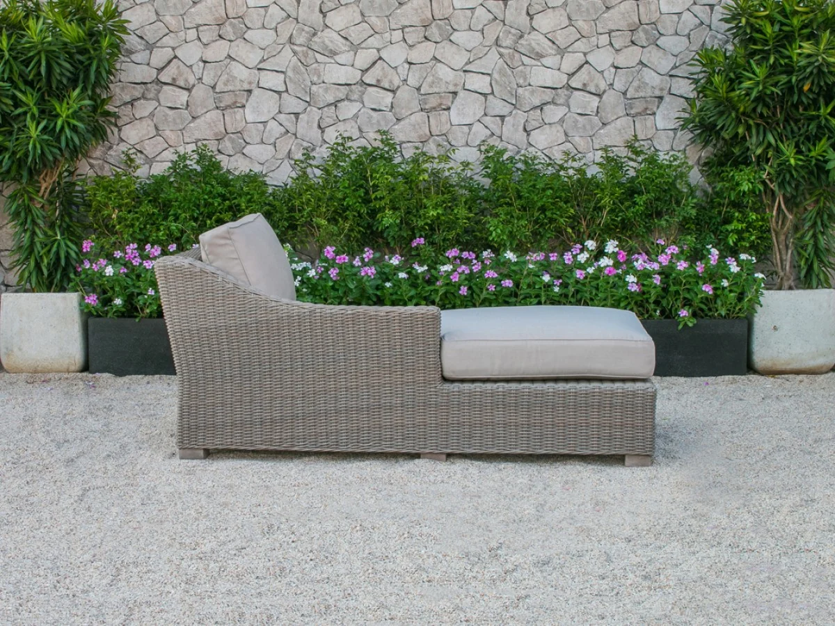 Renava Seacliff Outdoor Wicker Sectional Sofa Set - Image 5