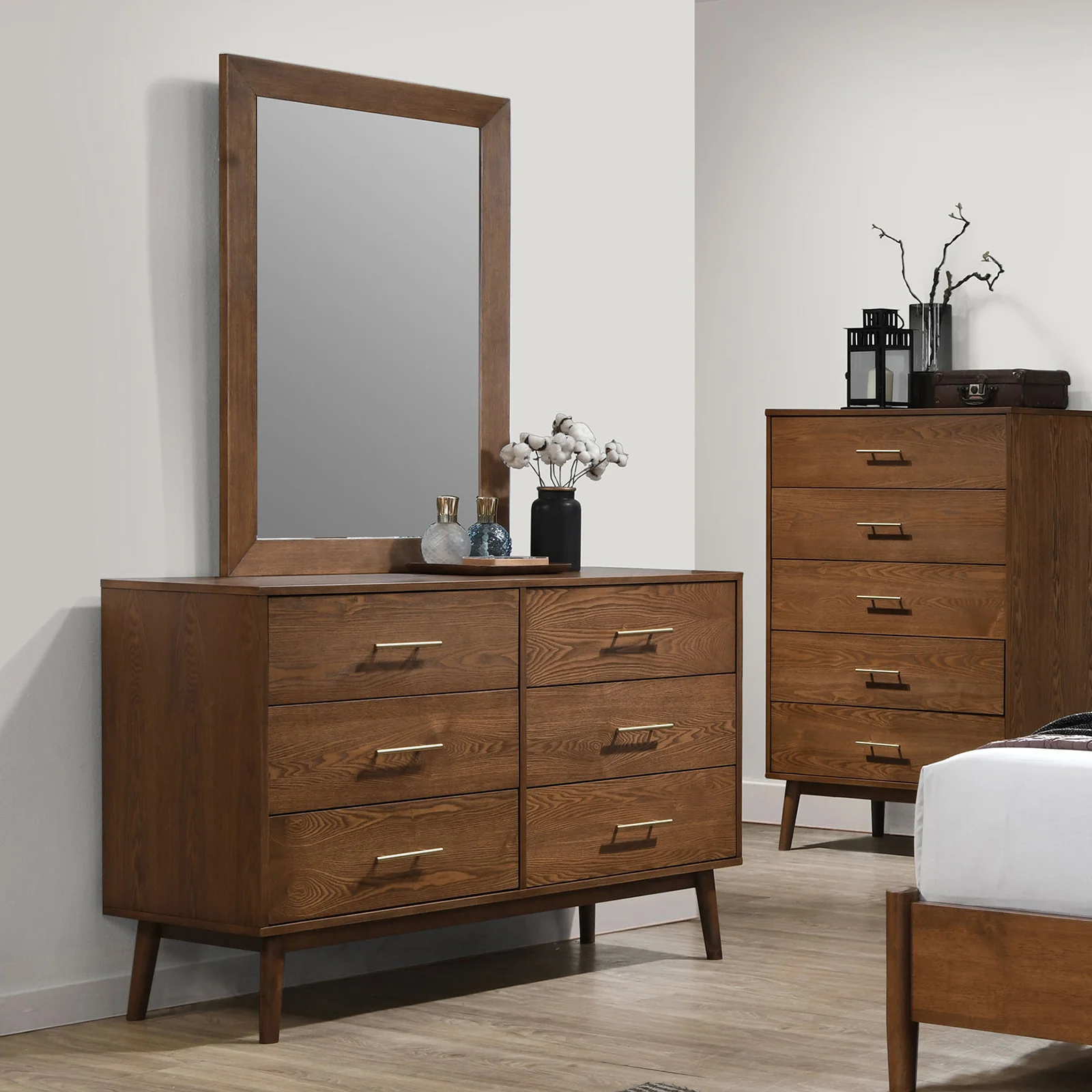 Thusis 4 Pc Queen Bedroom Set - Image 5